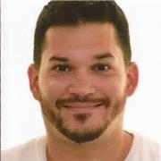 Soy Profesor Superior de Música en la especialidad del Clarinete, pero estoy especializado en todas las asignaturas comunes.